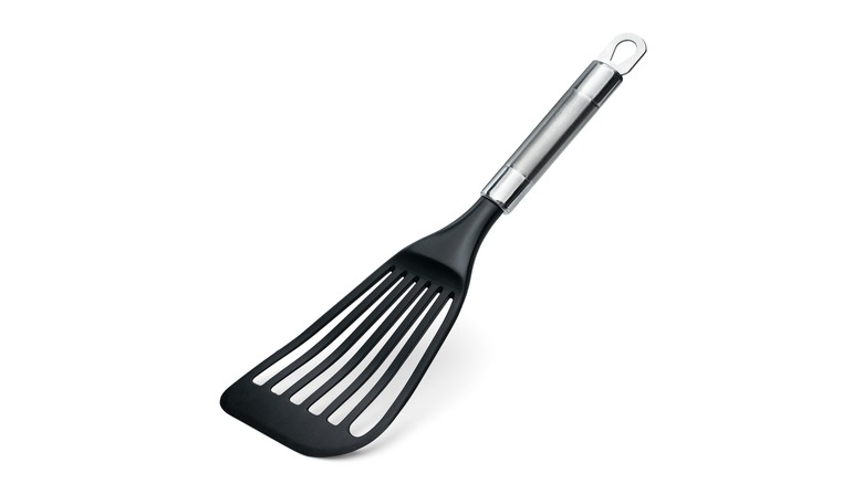 metal fish spatula