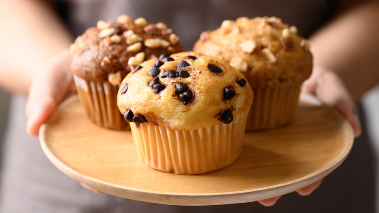 A plate with three muffins