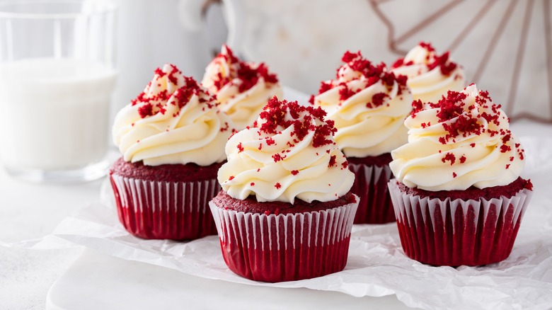 Red velvet cupcakes with white frosting