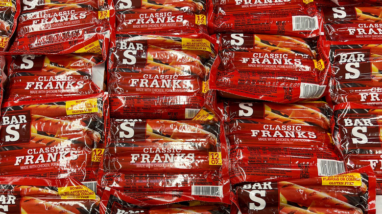 A pile of Bar-S hot dog packets