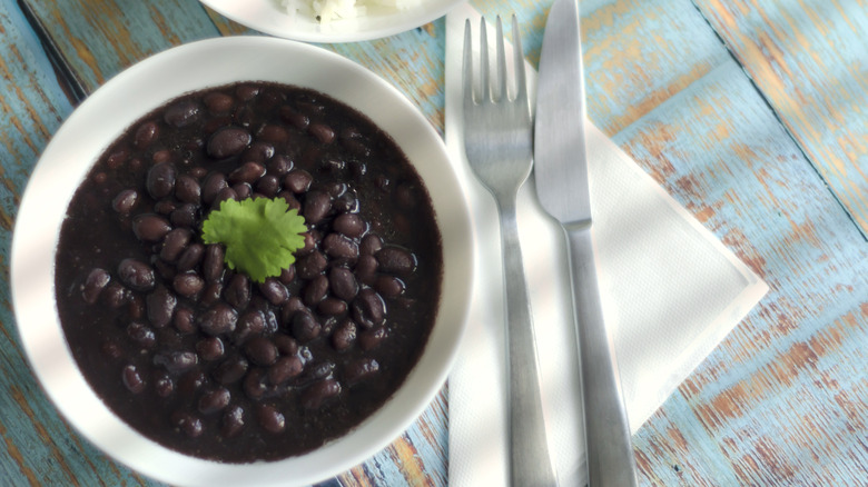 Bowl of cooked black beans