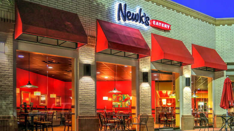 The exterior of a Newk's Eatery