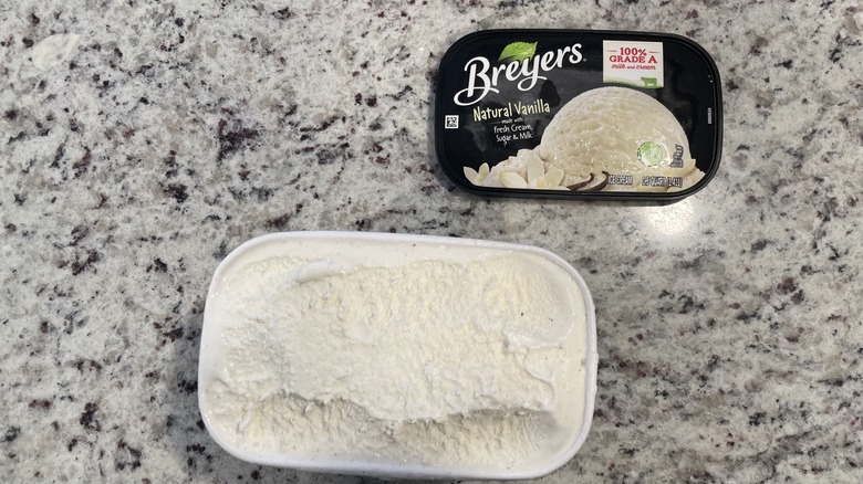 Breyers vanilla ice cream