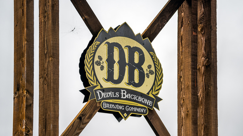 The sign for Devil's Backbone Brewing Company