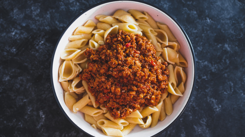 Vegan bolognaise with penne