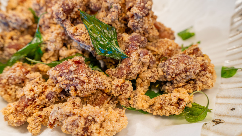 Taiwanese fried chicken with herbs