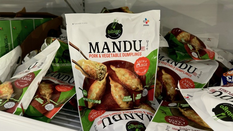Mandu pork & vegetable dumplings bag