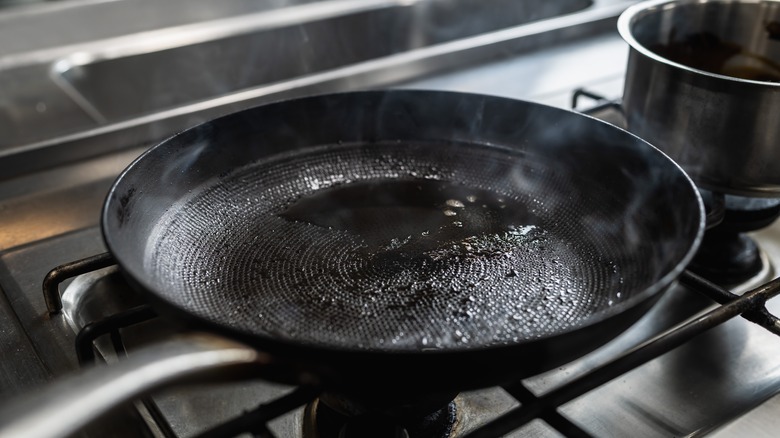 heating oil in cast iron