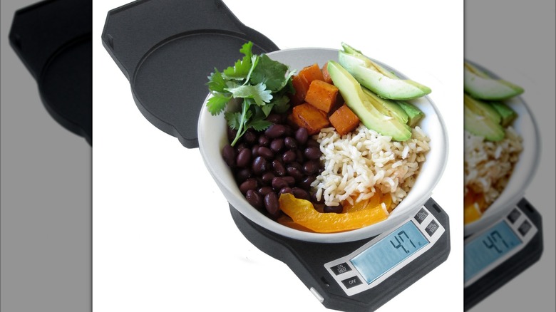 Burrito bowl ingredients on the LB-3000 digital scale