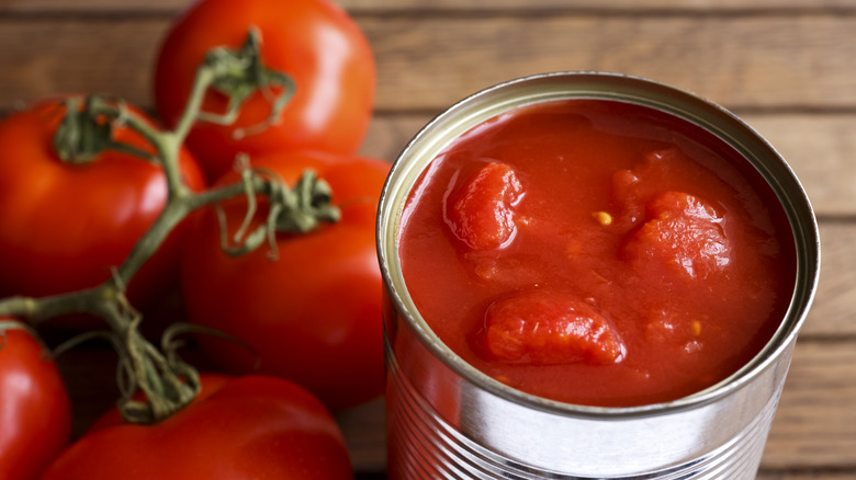 Tin of whole canned tomatoes