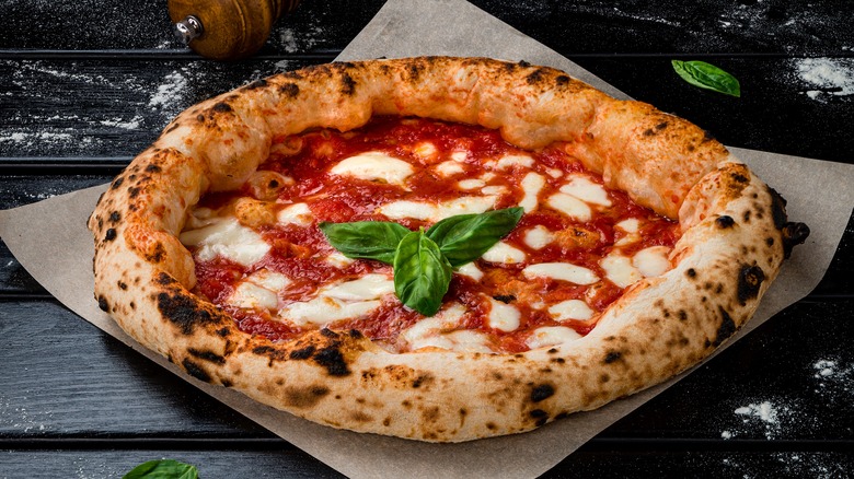 Margherita pizza