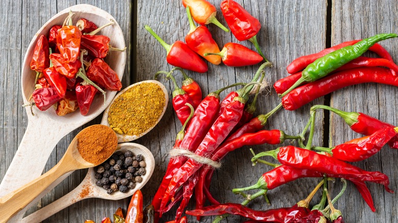 Hot chile peppers and cooking spices