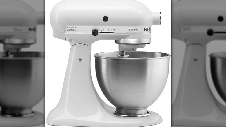 KitchenAid Classic Series 4.5-quart tilt-head stand mixer in white