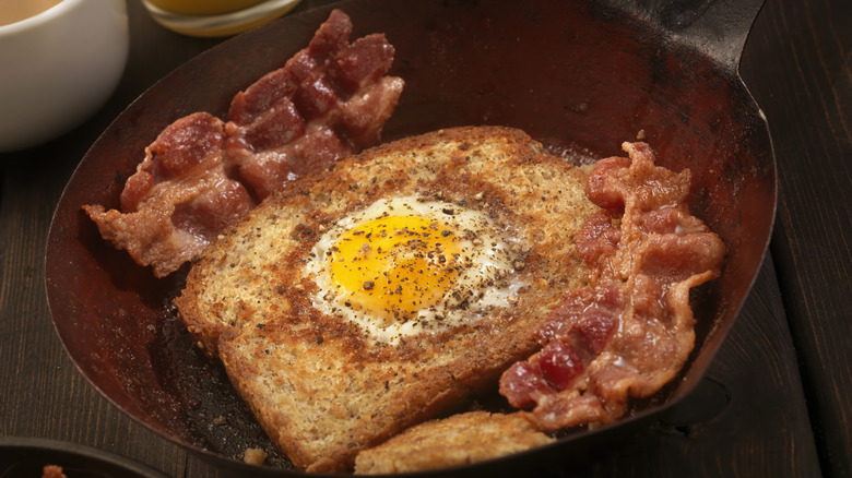 Frying pan egg toast and bacon