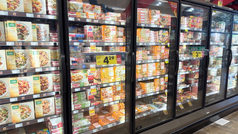 Frozen meals in grocery store