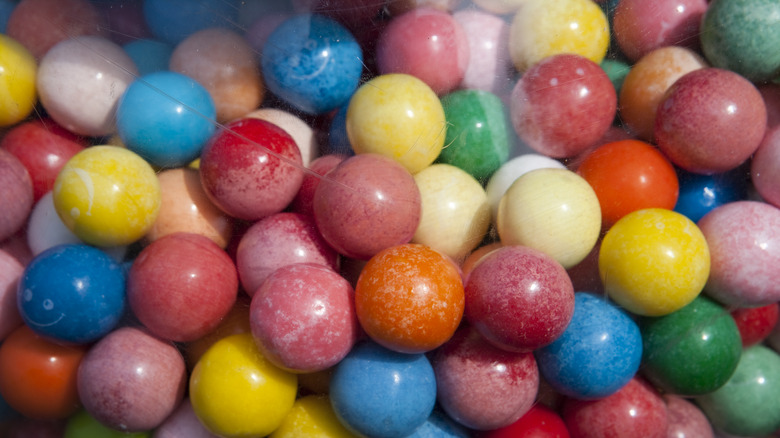 Texture shot of bubblegum balls