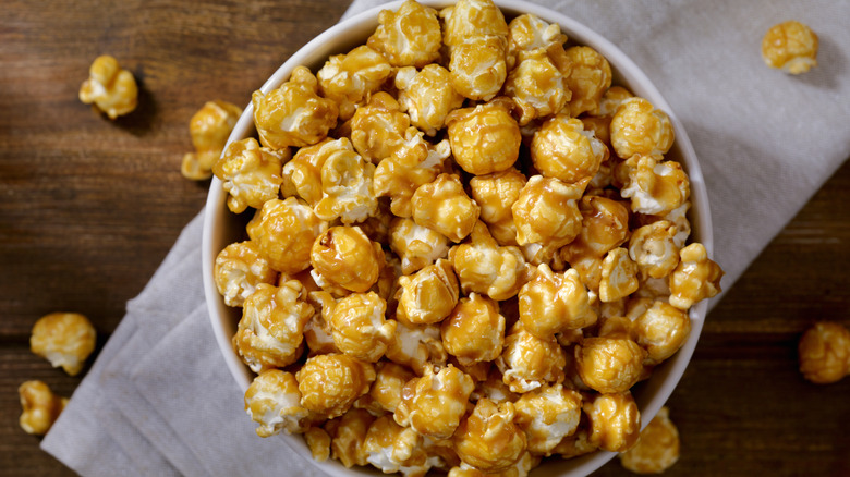 Caramel corn in a white bowl