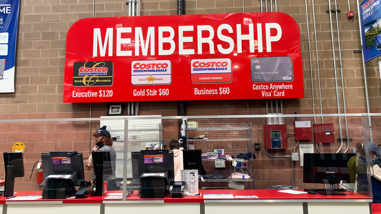 Costco membership desk