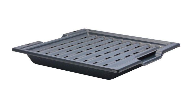 dark metal broiler pan