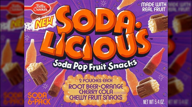 A box of Betty Crocker Sodalicious Soda Pop Fruit Snacks