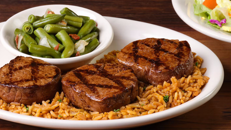 Fillet Medallions at Texas Roadhouse