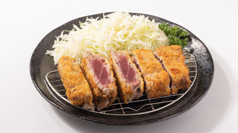 tuna katsu cabbage black plate