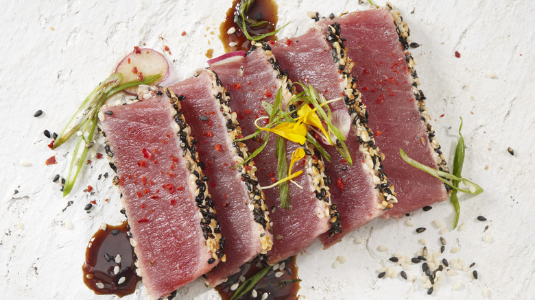 tuna tataki on white plate