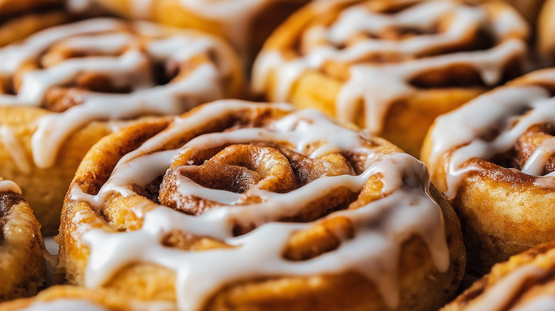 Cinnamon rolls with icing