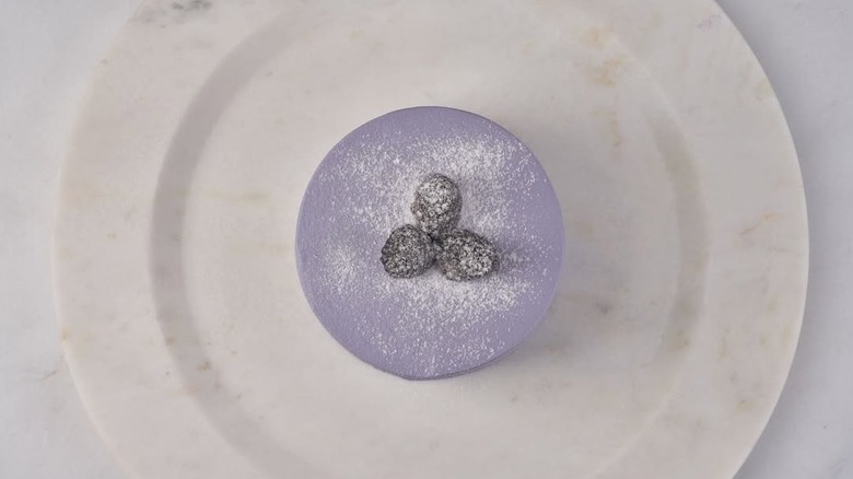 A taro purple rice cake at Shakalaka Bakery
