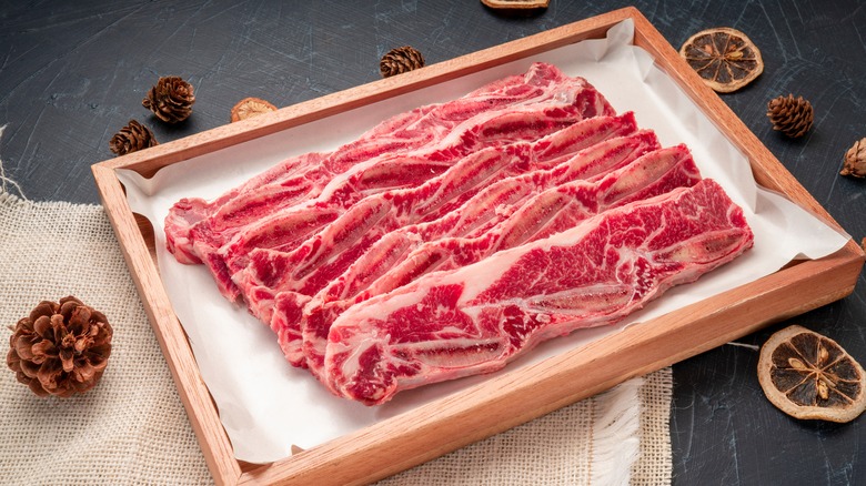 Raw beef short ribs