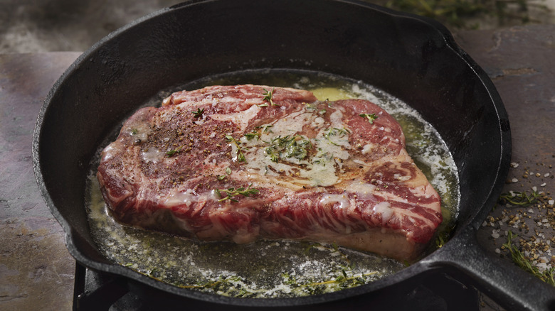 steak in pan