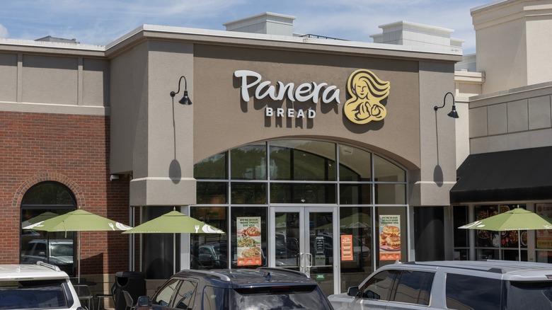 Exterior of Panera Bread