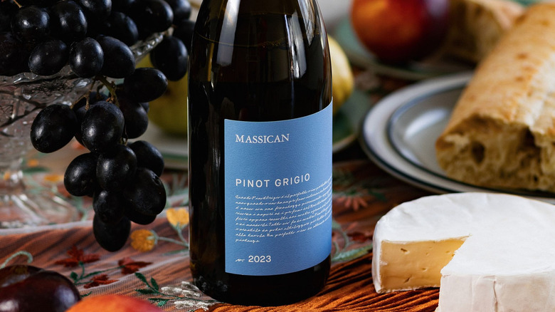 Massican Pinot Grigio with grapes