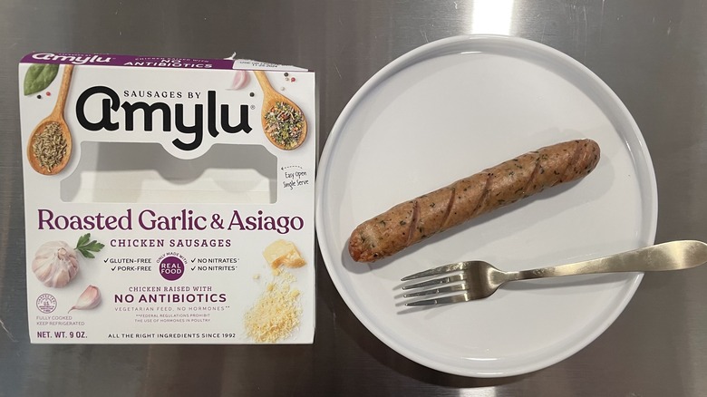 Amylu sausage package and plate