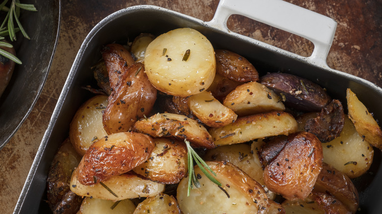 Roast potatoes in pan