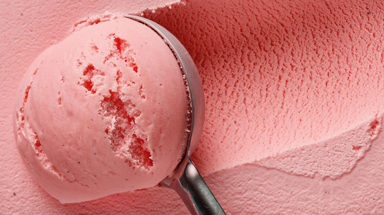 Strawberry ice cream