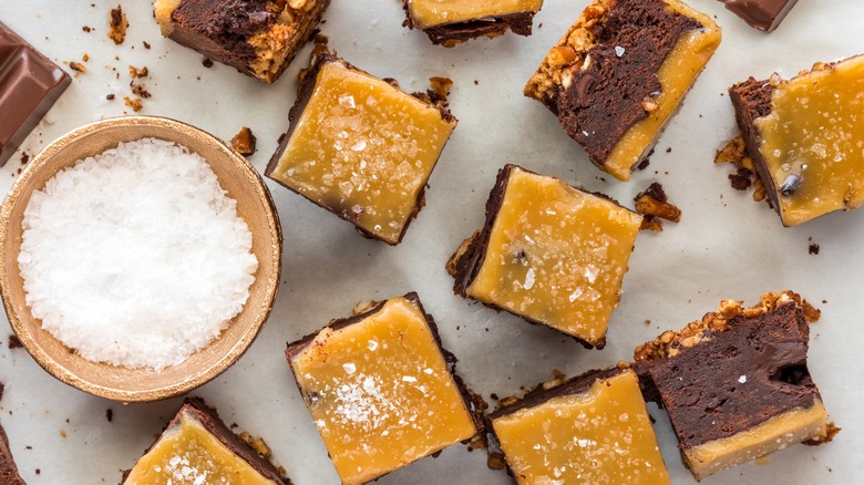 Caramel and nut brownies