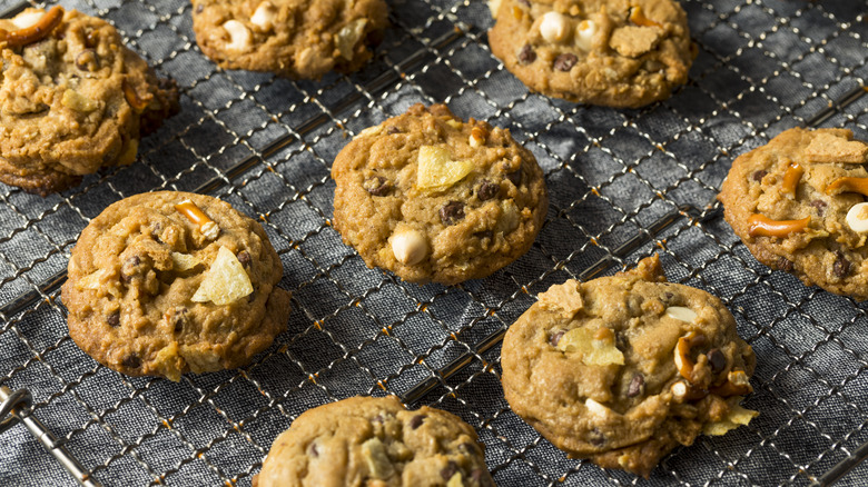 Cookies with potato chips