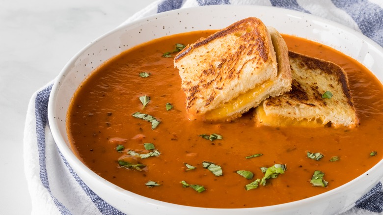 tomato soup with grilled cheese squares