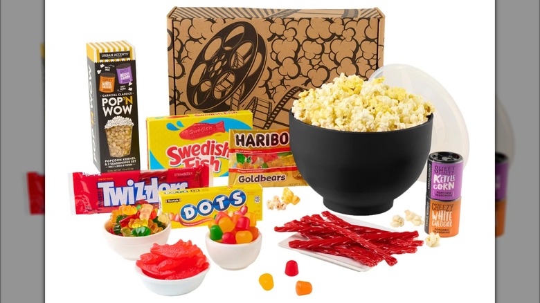 A popcorn gift set