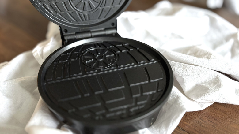 Star Wars Death Star waffle iron