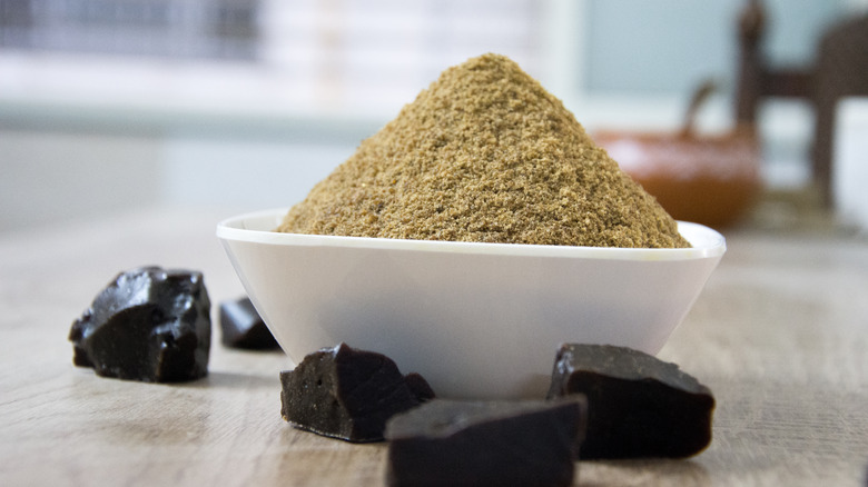 asafoetida in bowl with spoon