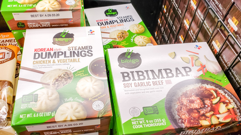 Bibigo foods in shopping cart