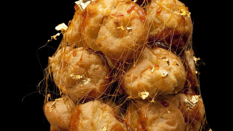 croquembouche cake with caramel