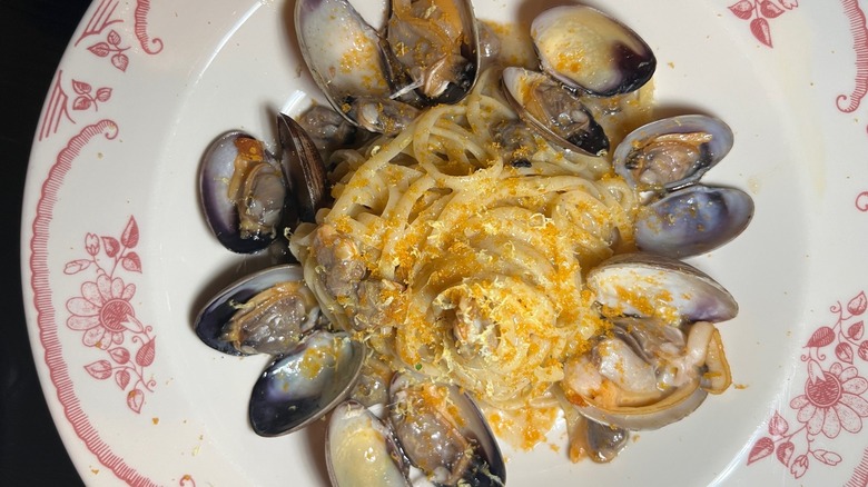 Linguine con vongole at Civico 2064