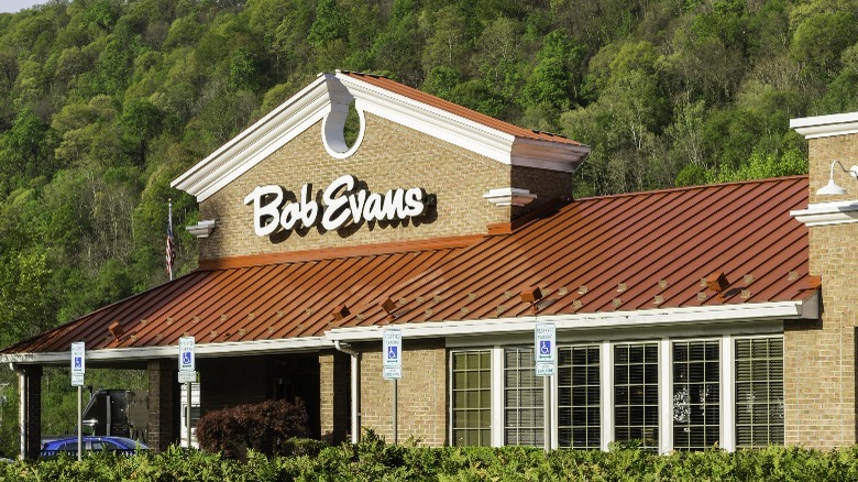 Bob Evans storefront