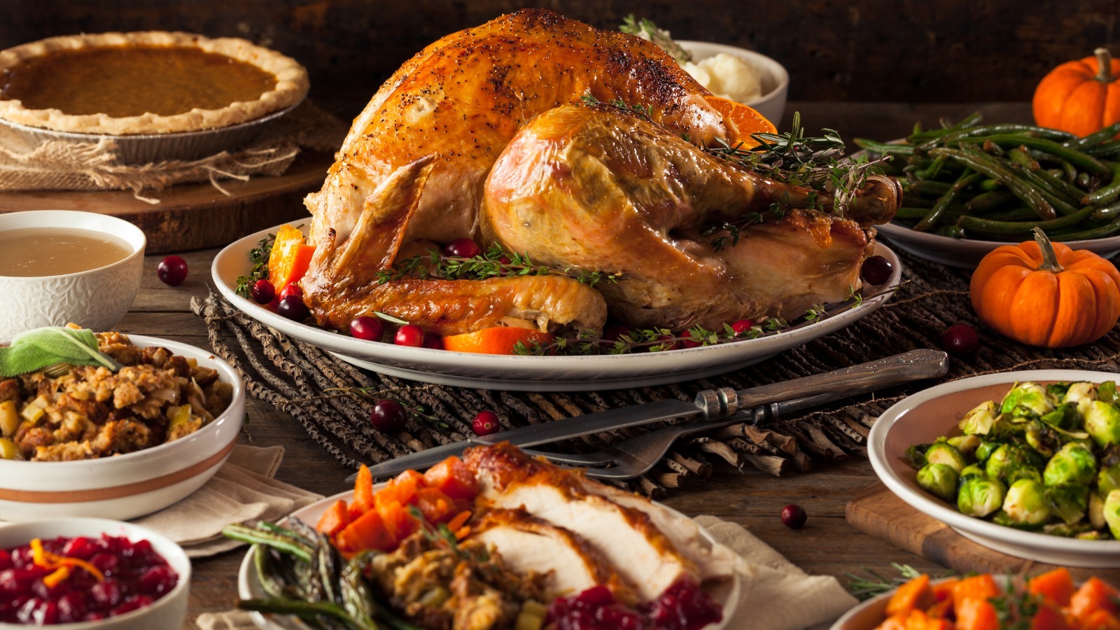 5 Chain Restaurants That Will Serve Your Thanksgiving Dinner