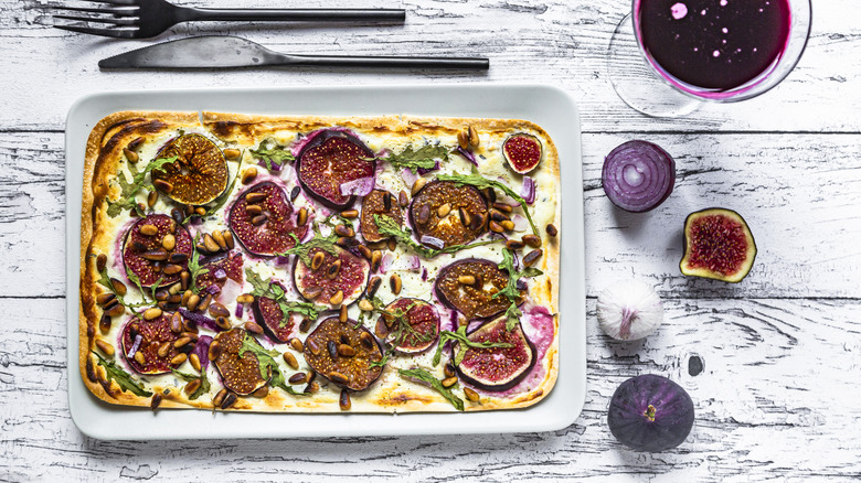 fig and onion flatbread