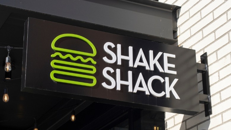 Shake Shack sign