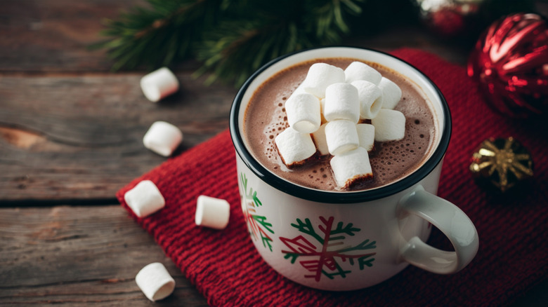 hot cocoa in a mug with mini marshmallows